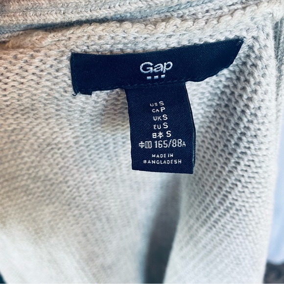 Gap cardigan sweater, gray knit, size small 100% cotton - Picture 7 of 9